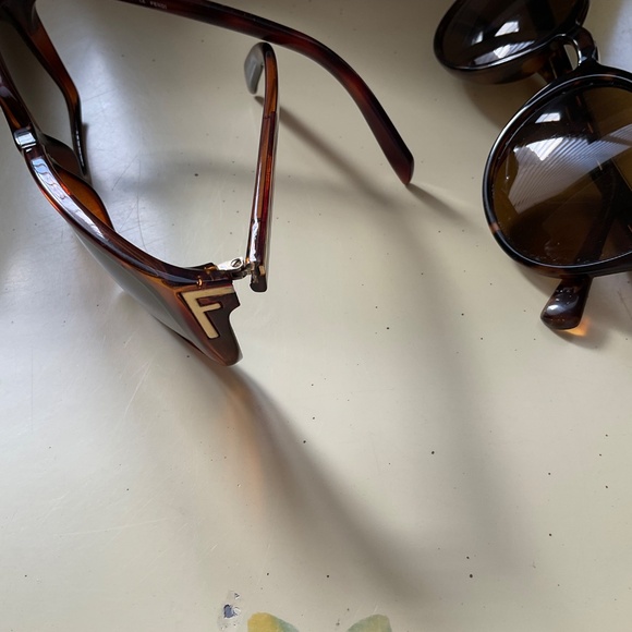 Cole Han and Fendi Womens sunglasses, brown ,used. - Picture 3 of 7